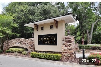 2369 Sunset Bluff Dr in Jacksonville, FL - Foto de edificio - Building Photo
