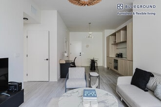 452 NE 31st St in Miami, FL - Foto de edificio - Building Photo