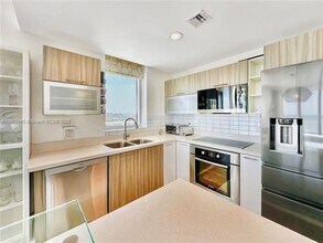 6700 Indian Creek Dr in Miami Beach, FL - Building Photo - Building Photo