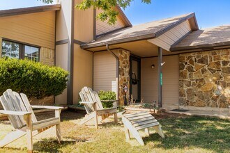 1018 NW 166th Terrace in Edmond, OK - Building Photo - Building Photo