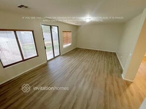 8010 W Pima St, Unit I06 in Phoenix, AZ - Foto de edificio - Building Photo