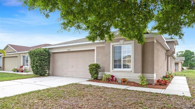 12923 Fieldmoor Ct in Riverview, FL - Building Photo - Building Photo