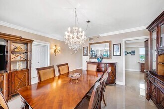 3095 N Course Dr, Unit 811 in Pompano Beach, FL - Building Photo - Building Photo