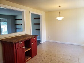 7780 NE Harbor View Dr in Poulsbo, WA - Building Photo - Building Photo