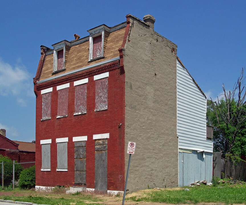 1409 Monroe St in St. Louis, MO - Building Photo