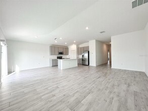 2302 Burney Fls Ln in Davenport, FL - Building Photo - Building Photo