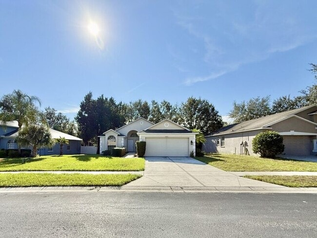 5431 Ayrshire Dr in Spring Hill, FL - Building Photo - Building Photo