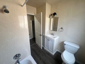 215 Odessa Ave in Pittsburg, CA - Building Photo - Building Photo