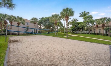 4855 Palmbrooke Cir in West Palm Beach, FL - Building Photo - Building Photo