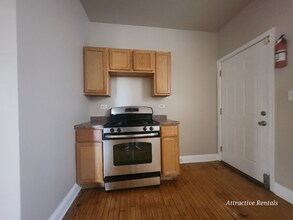49 E Marquette Rd in Chicago, IL - Building Photo - Building Photo