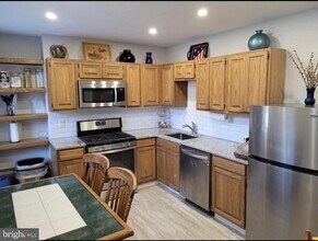 1037 Shackamaxon St in Philadelphia, PA - Building Photo - Building Photo