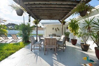 6390 Plunkett St in Hollywood, FL - Building Photo - Building Photo