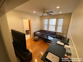 240 Kelton St in Boston, MA - Building Photo - Building Photo