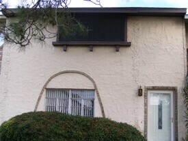 7037 Chasewood Dr in Missouri City, TX - Building Photo