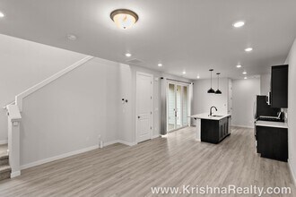 8178 SE Leafhopper St in Hillsboro, OR - Building Photo - Building Photo