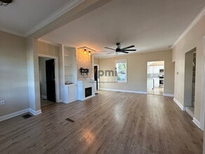 511 W Goldsborough St in Crown Point, IN - Building Photo - Building Photo