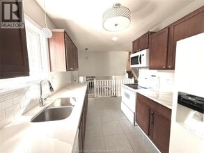 12698 Horwood Crescent in Tecumseh, ON - Building Photo - Building Photo