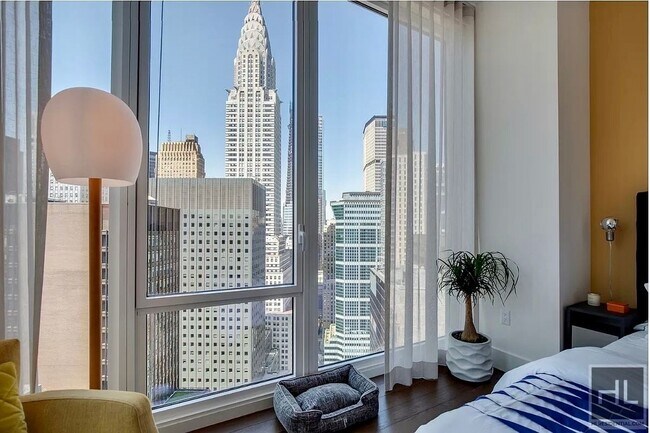 East 44th Street in New York, NY - Building Photo - Building Photo