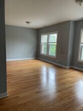 1640 W Pratt Blvd, Unit TWO BEDS in Chicago, IL - Building Photo - Building Photo