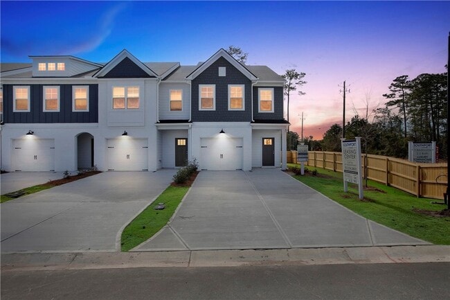 375 S Port Pkwy in Brunswick, GA - Building Photo - Building Photo