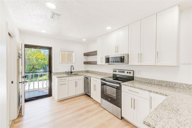 215 Valencia Blvd in Belleair Bluffs, FL - Building Photo - Building Photo