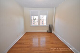 1634 Commonwealth Ave, Unit 6 in Boston, MA - Building Photo - Building Photo