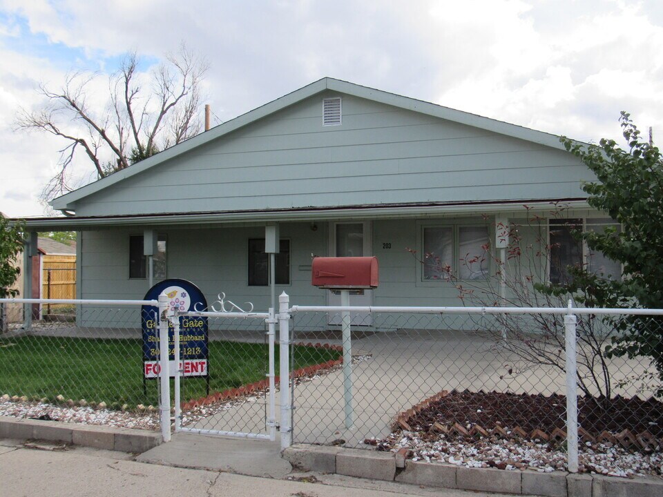 203 E J St in Casper, WY - Building Photo