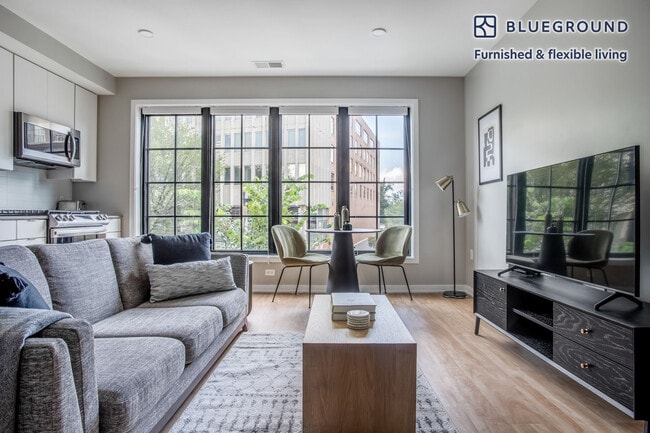 2210 Wisconsin Ave NW, Unit FL2-ID703 in Washington, DC - Building Photo - Building Photo