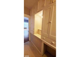 3027 Clifton Ave in Cincinnati, OH - Building Photo - Building Photo