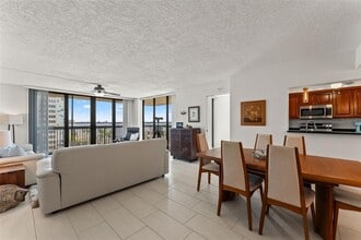 2413 Bayshore Blvd in Tampa, FL - Building Photo - Building Photo