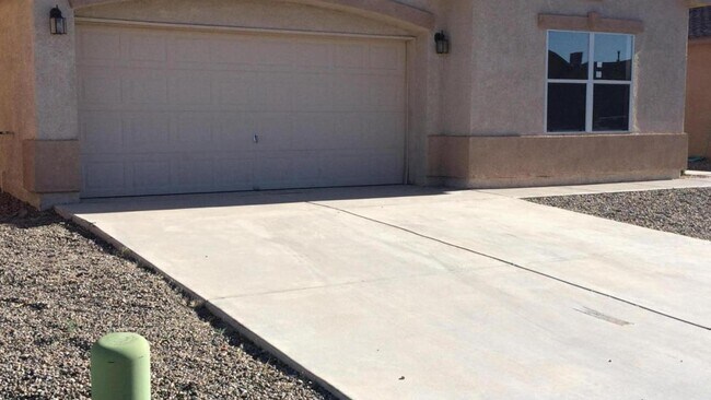 property at 41 Avenida Jardin