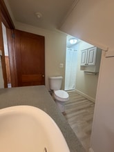 190 Hoskins Rd in Simsbury, CT - Foto de edificio - Building Photo