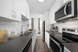 4222 Bathurst Street Apartments