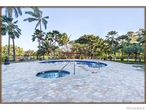 5333 Likini St in Honolulu, HI - Building Photo - Building Photo