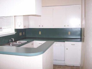 6014 Westcreek Dr-Unit -westcreek#B in Austin, TX - Building Photo - Building Photo