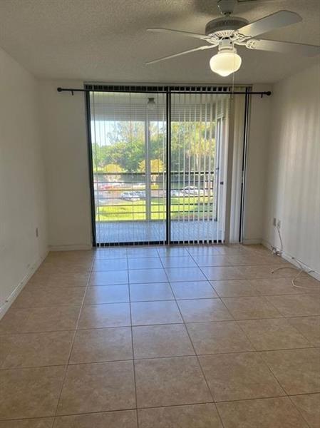 property at 1000 St Charles Pl