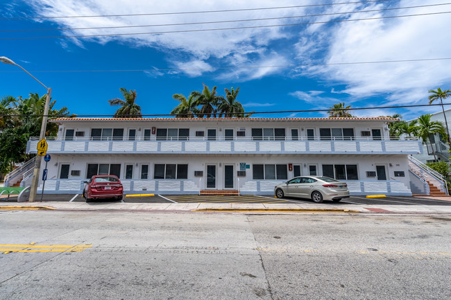 345 85th St in Miami Beach, FL - Building Photo - Building Photo