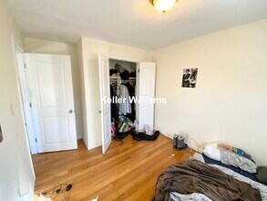 41 Lawn St, Unit 1 in Boston, MA - Building Photo - Building Photo