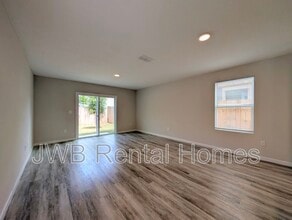 9027 Cocoa Ave in Jacksonville, FL - Building Photo - Building Photo