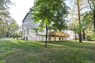 619 Union Rd in Spring Valley, NY - Building Photo - Building Photo