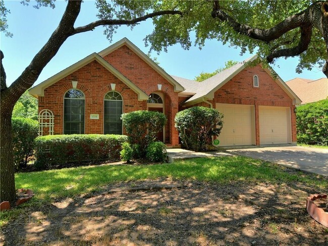 1725 Dapplegrey Ln in Austin, TX - Building Photo - Building Photo