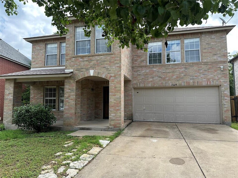1629 Balsam Way in Round Rock, TX - Building Photo