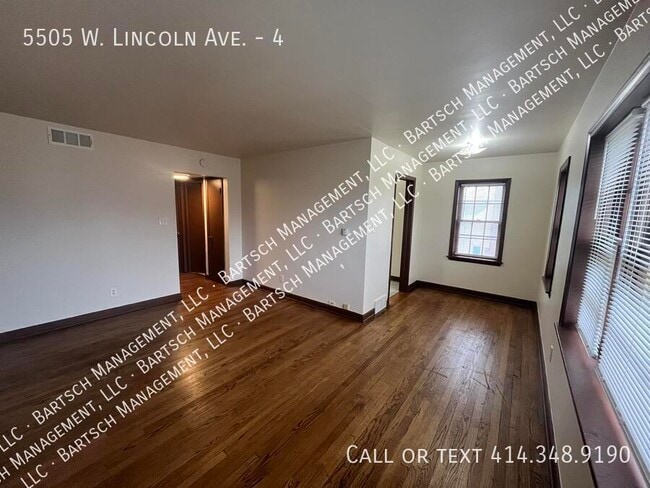 5505 W Lincoln Ave in West Allis, WI - Building Photo - Building Photo
