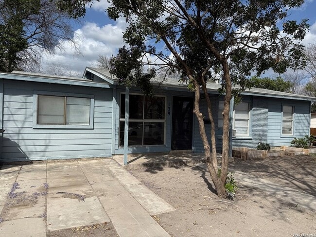 139 Trudell Dr in San Antonio, TX - Building Photo - Building Photo