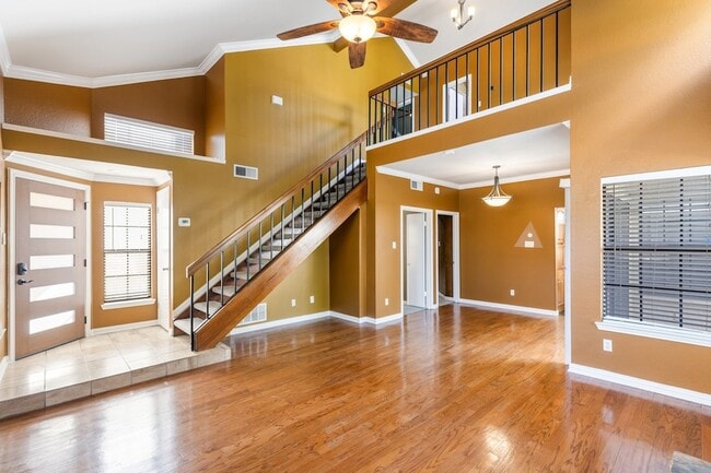 602 Mission Cir in Irving, TX - Foto de edificio - Building Photo