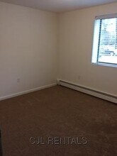 71 Montvale Ave-Unit -18 in Stoneham, MA - Building Photo - Building Photo