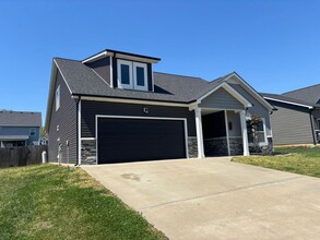 245 Towes Ln in Clarksville, TN - Building Photo - Building Photo