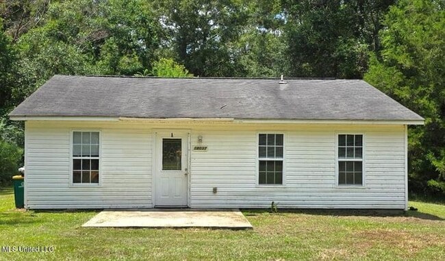 property at 18037 W 3rd St