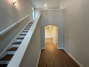 1852 Bloomington Cir in Cordova, TN - Foto de edificio - Building Photo