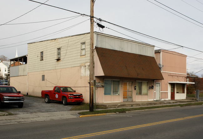 307-311 Thorn St in Princeton, WV - Building Photo - Building Photo